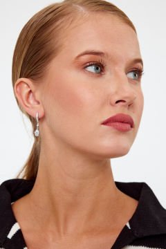 Lale Model Gümüş Küpe