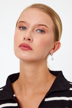Yonca Model Gümüş Küpe