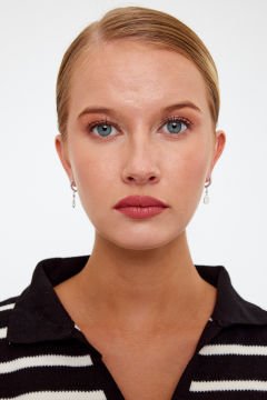 Yonca Model Gümüş Küpe