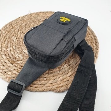 Küçük Boy Kapaklı Erkek Göğüs Çantası