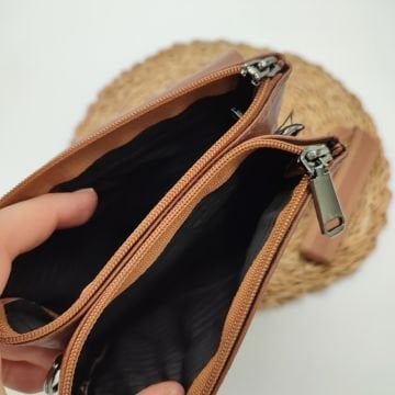 Çizgi Detaylı Deri El Çantası