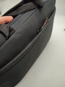 Önü Dik Fermuarlı Leptop Bölmeli Evrak Çantası