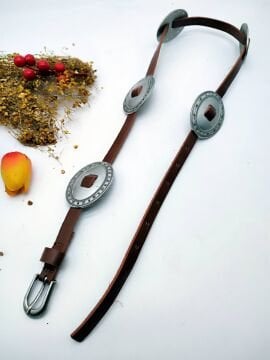 Metal Kalkan Desenli Gümüş Renk Tokalı Kadın Kemer