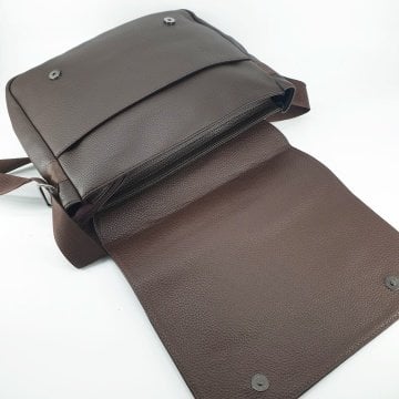 Yana Asılan Postacı Model Omuz Çantası