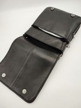 Kapaklı Altı Körüklü Büyük Boy Omuz Çantası