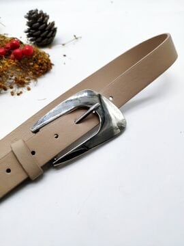 Altın Renk Tokalı Oval Tasarımlı Kadın Kemer