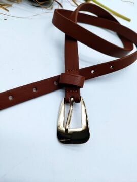 Parlak Yansımalı Model Altın Renk Tokalı Kadın Kemer