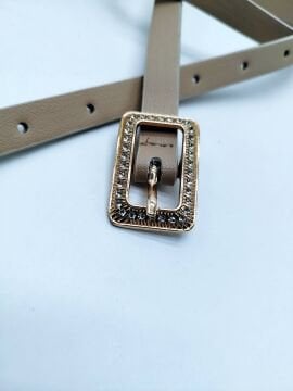 Beyaz Taş İşlemeli Altın Renk Tokalı Kadın Kemer