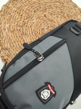 Orta Boy Omuz Ve El Çantası Göğse’De Takılabilir