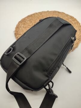 Orta Boy Omuz Ve El Çantası Göğse’De Takılabilir