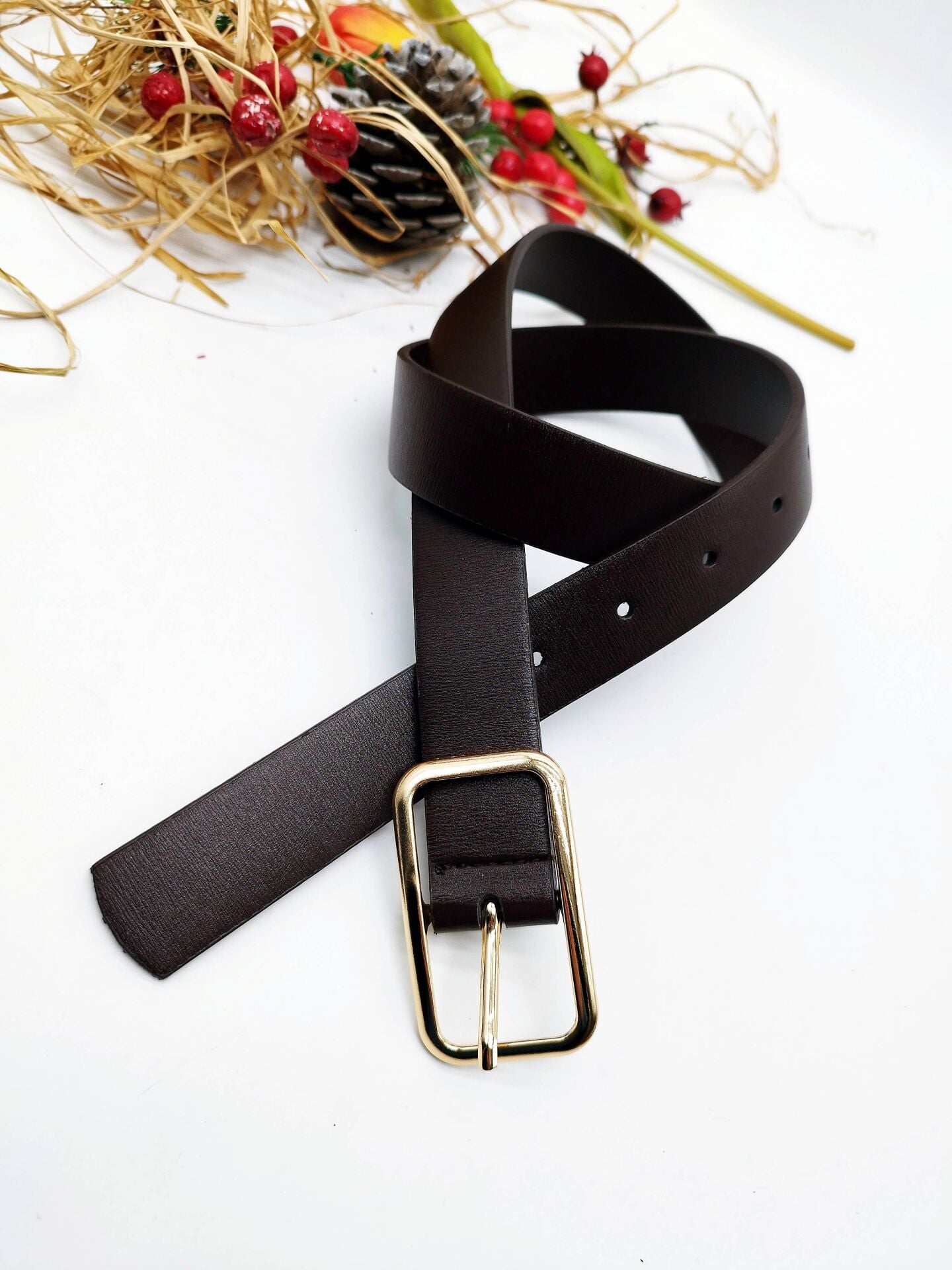 Dikdörtgen Model Altın Renk Tokalı Kadın Kemer