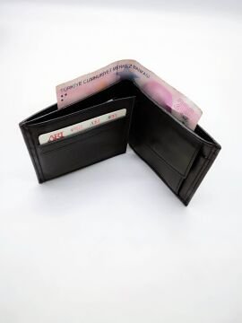 Yatay Model Kullanışlı Erkek Cüzdan Siyah Renk