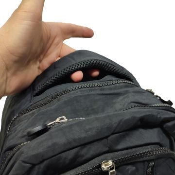Dikey Fermuarlı Model Krinkıl Kumaş Sırt Çantası Siyah Renk
