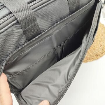 Büyük Boy Su Geçirmez Körüklü Diplomat Çantası