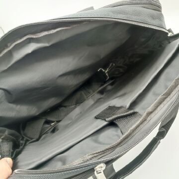 Büyük Boy Su Geçirmez Körüklü Diplomat Çantası