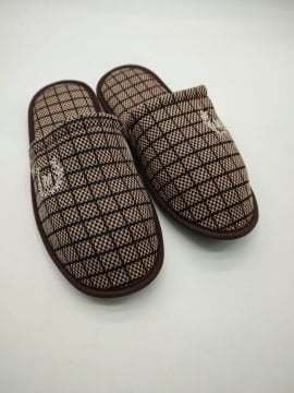 Kahve Renk Kare Desenli Erkek Ev Terlik