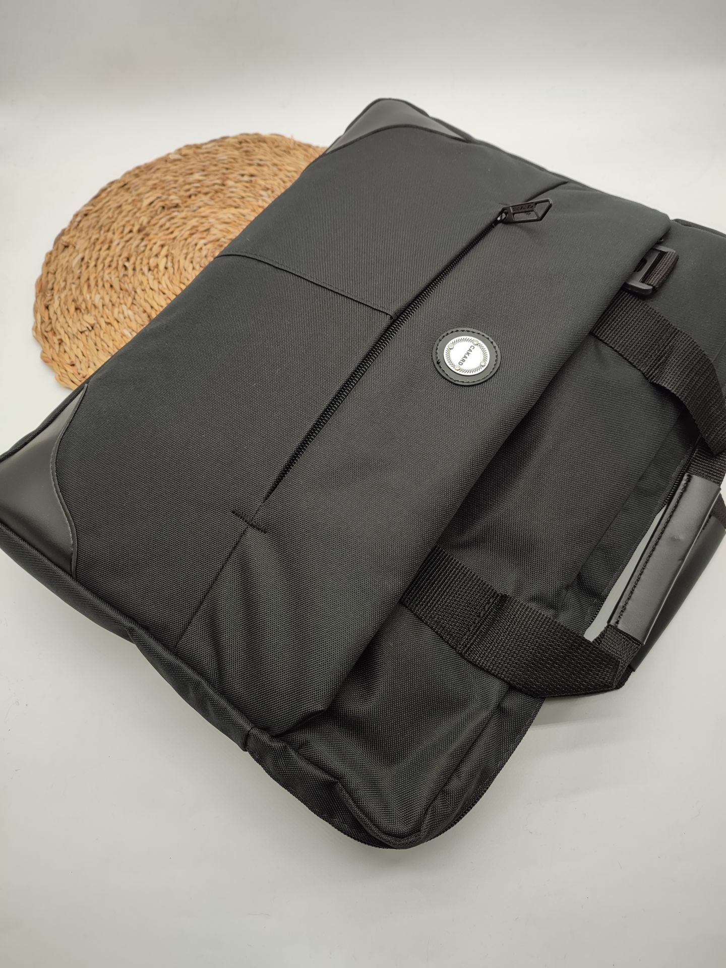 Büyük Boy Bilgisayar Notebook Çantası 17.3 İnç