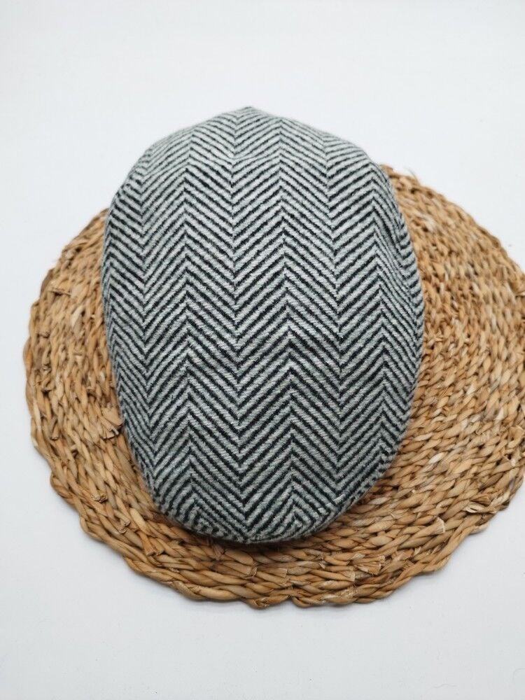 Çizgili Klasik Kasket Gri Renk